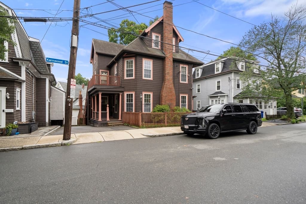 Multi Family at 16-18 Kernwood St, Malden MA 02148, Malden, photo 4 of 37