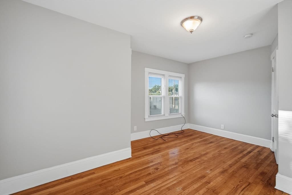 Single Family Residence at 15 Garland St, Springfield MA 01118, Springfield, photo 27 of 41