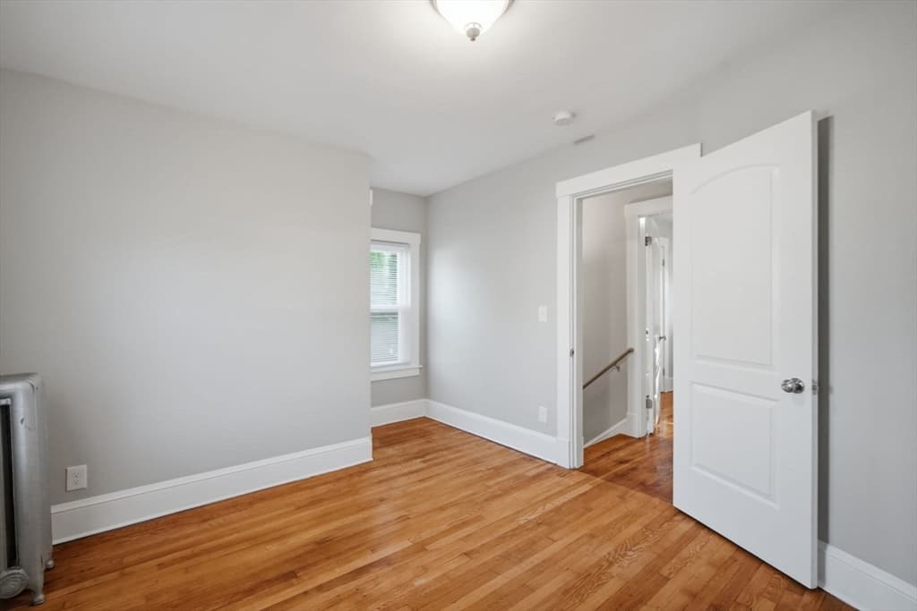 Single Family Residence at 15 Garland St, Springfield MA 01118, Springfield, photo 20 of 41