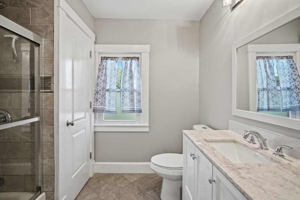 Single Family Residence at 15 Garland St, Springfield MA 01118, Springfield, photo 30 of 41