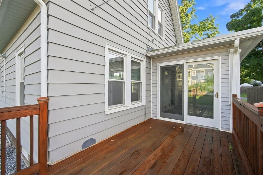 Single Family Residence at 15 Garland St, Springfield MA 01118, Springfield, photo 34 of 41