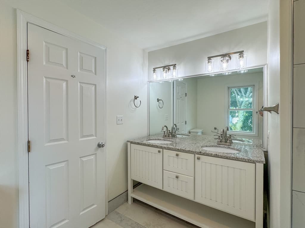 212 W 6th St # 212, Boston MA 02127 photo 29