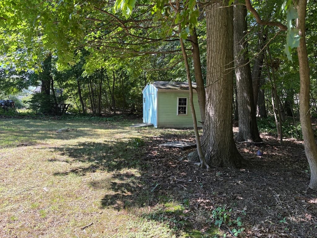 25 Arkansas Drive, Dracut MA 01826 photo 3