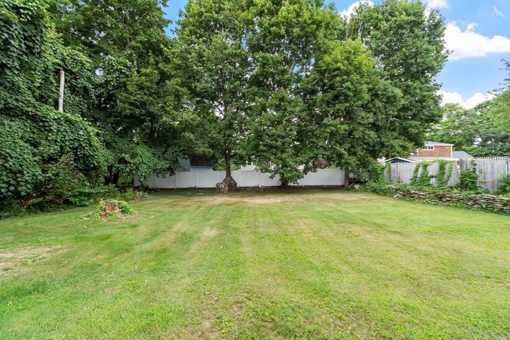 25 Starr St, Leominster MA 01453 photo 15