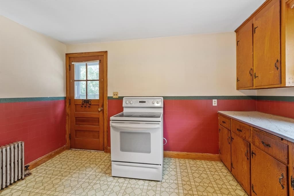 25 Starr St, Leominster MA 01453 photo 4