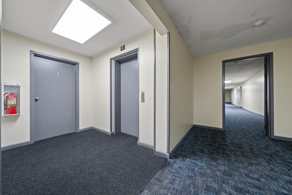 34 Newhall St # 405, Lowell MA 01852 photo 14
