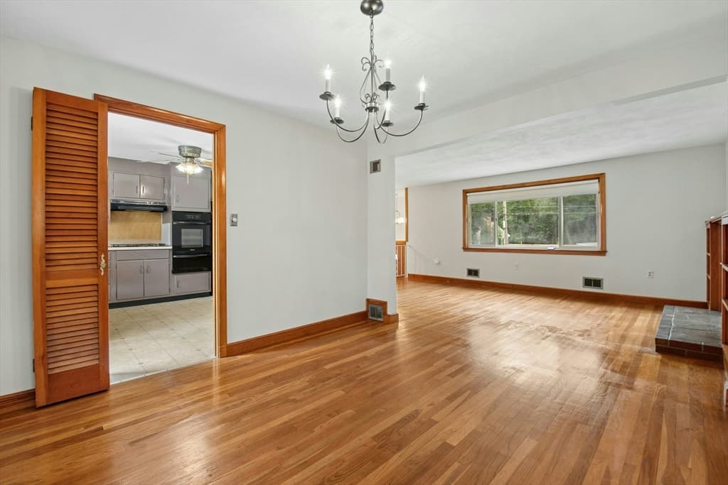 Single Family Residence at 129 Chickering Road, Dedham MA 02026, photo 7 of 29