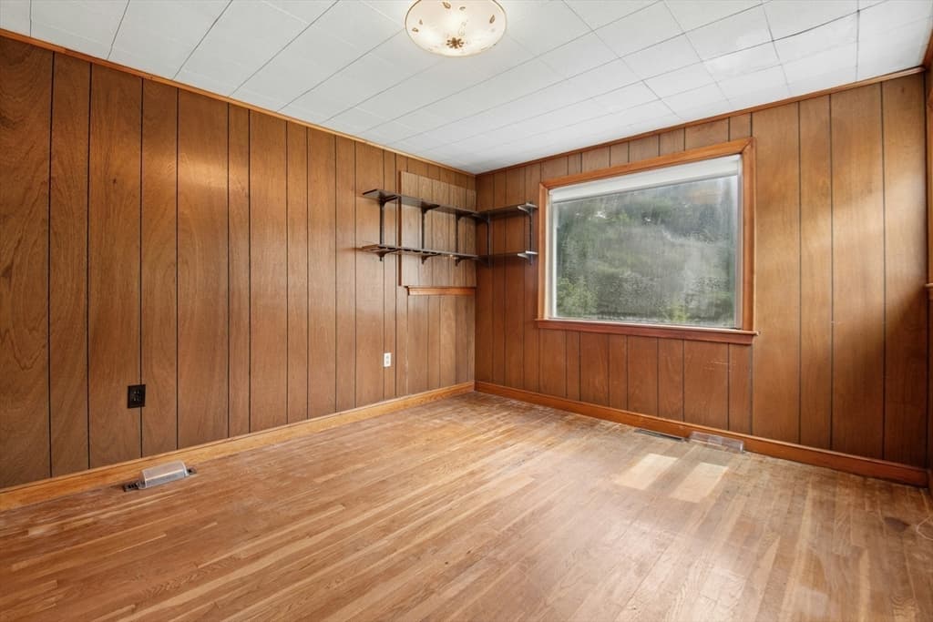 Single Family Residence at 129 Chickering Road, Dedham MA 02026, photo 20 of 29