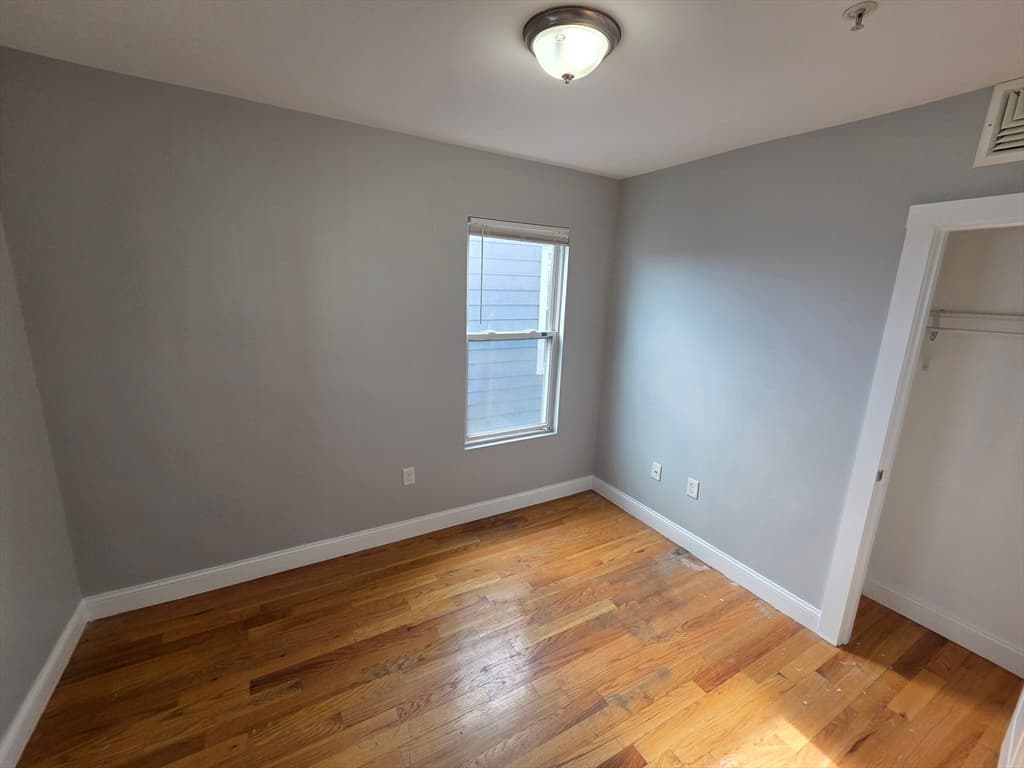 9 Lincoln St, Boston MA 02122 photo 11