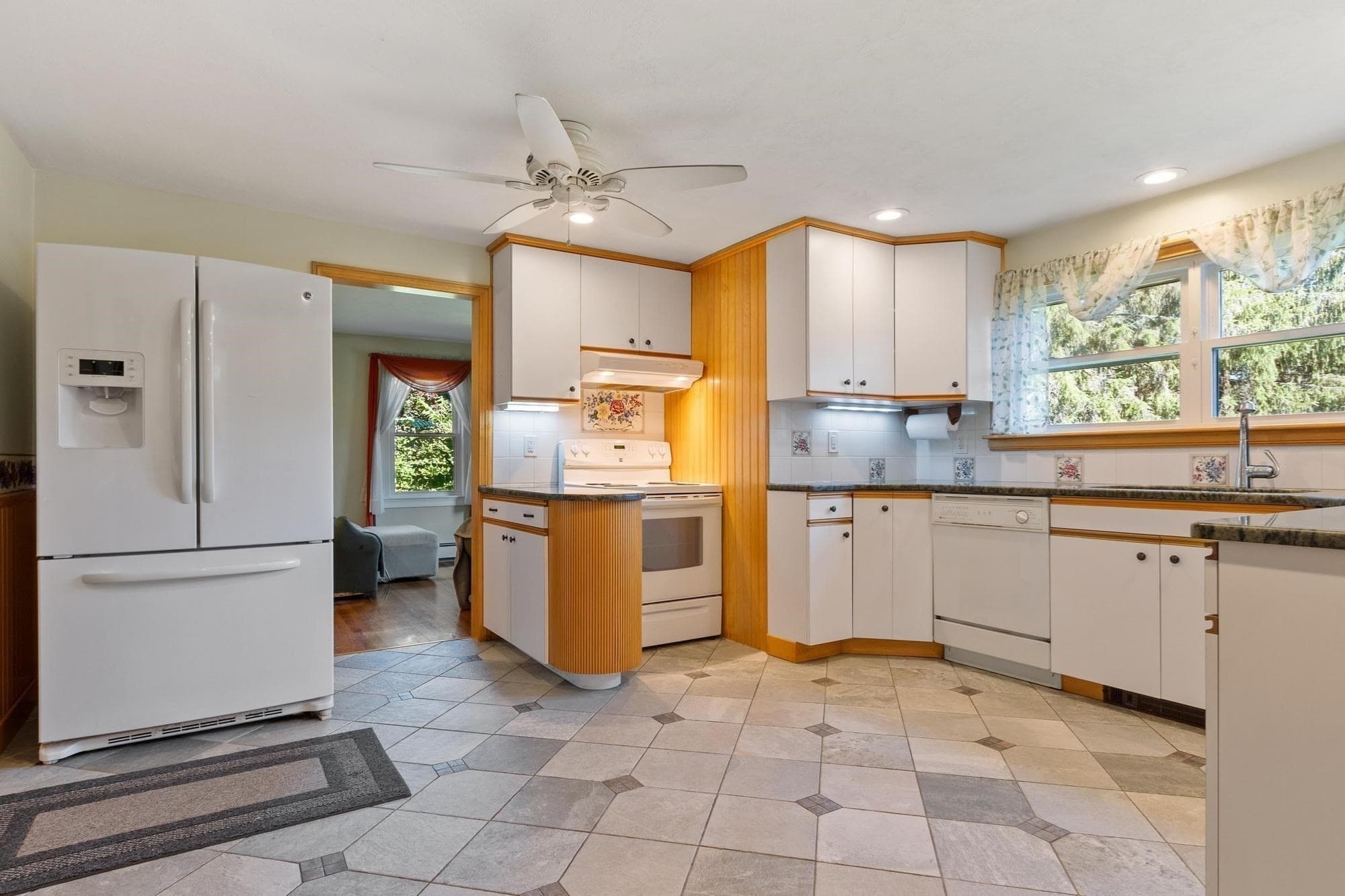 Single Family Residence at 19 Rowley Hill Rd, Sterling MA 01564, Sterling, photo 15 of 38