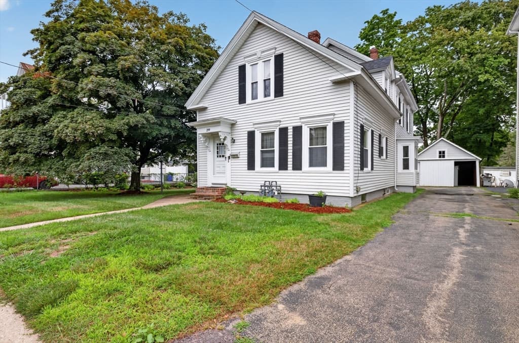 299 S Main St, Attleboro MA 02703 photo 2