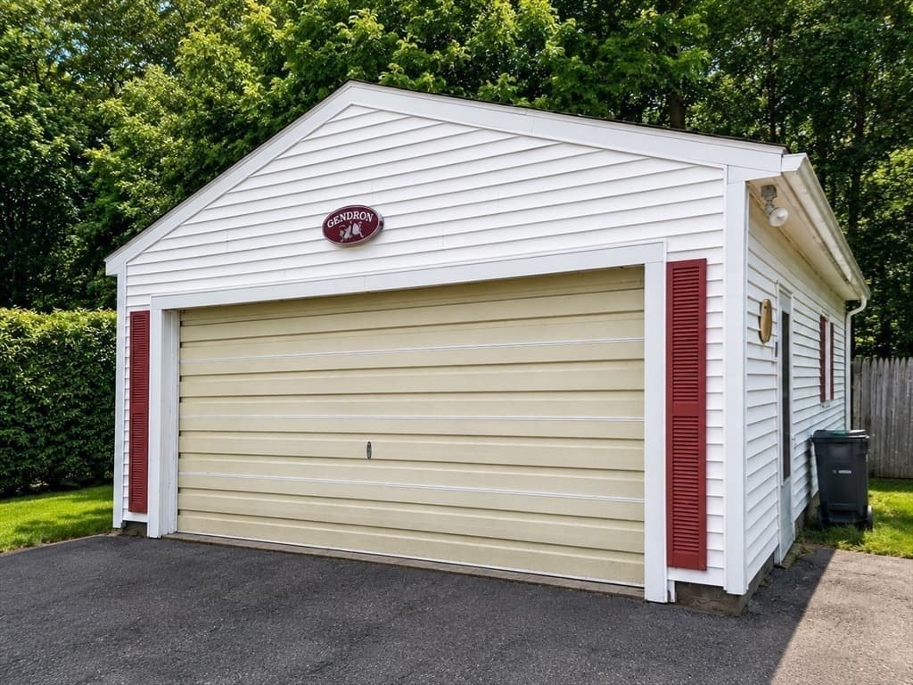 Single Family Residence at 11 Sunnyside Terrace, Grafton MA 01560, Grafton, photo 23 of 25