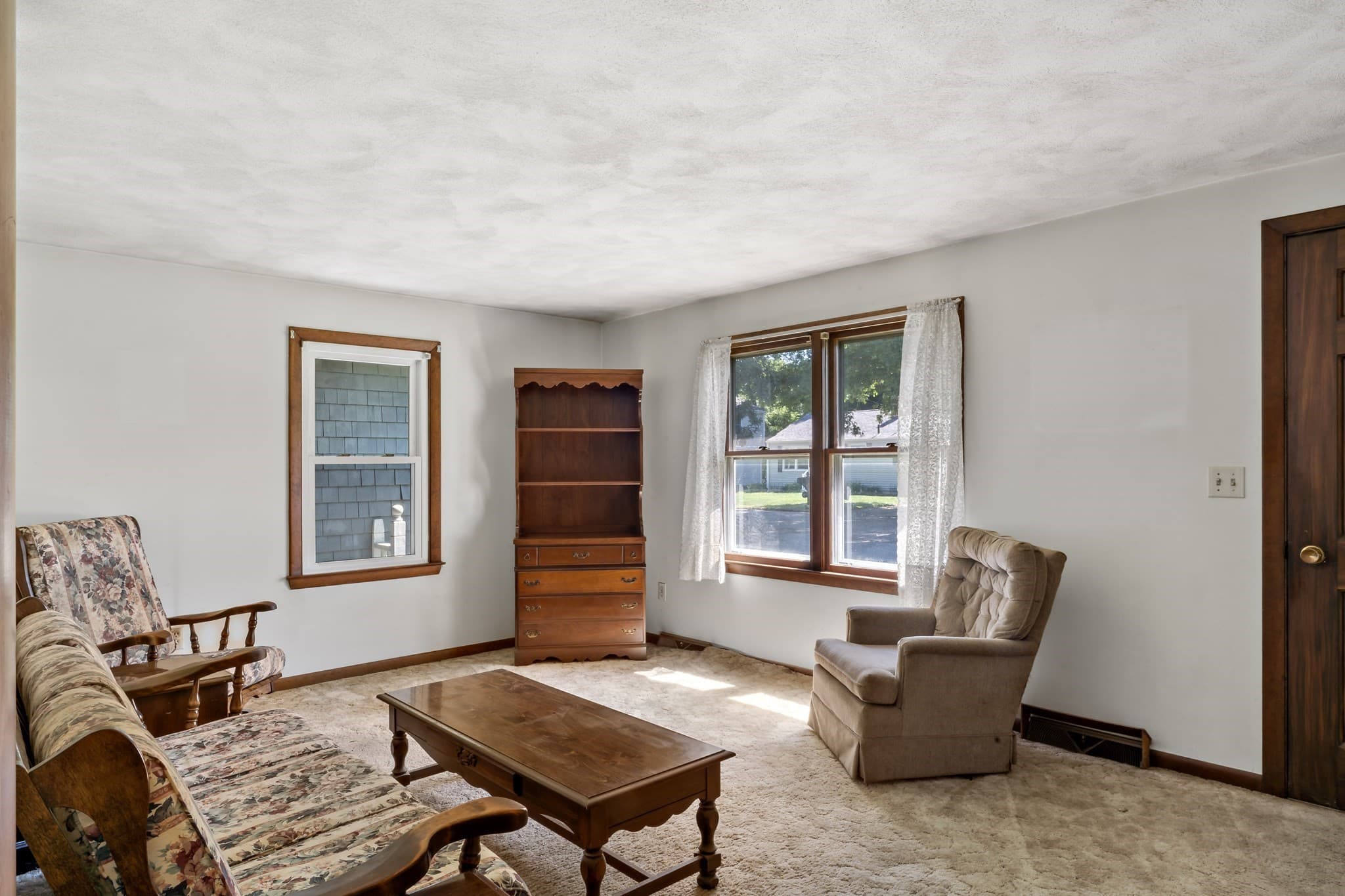 Single Family Residence at 39 Grant Street, Attleboro MA 02703, Attleboro, photo 8 of 25