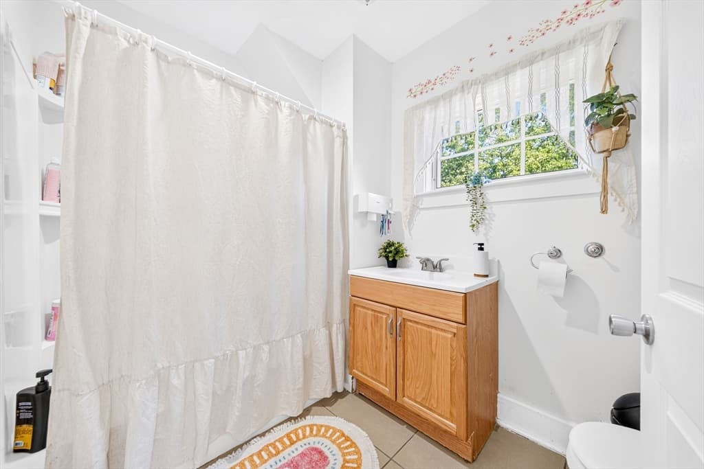 22 Emerson, Lynn MA 01902 photo 15