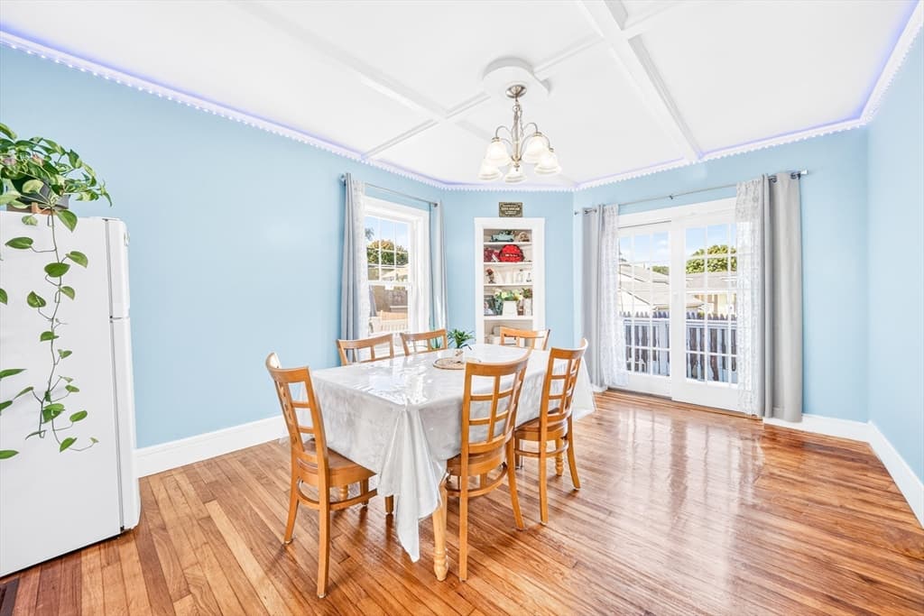 22 Emerson, Lynn MA 01902 photo 4