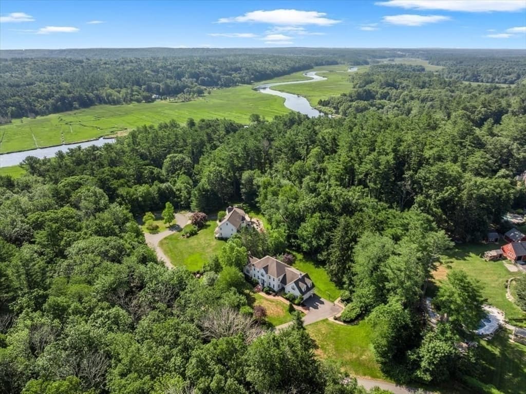 2 Blackthorne Lane, Norwell MA 02061 photo 3