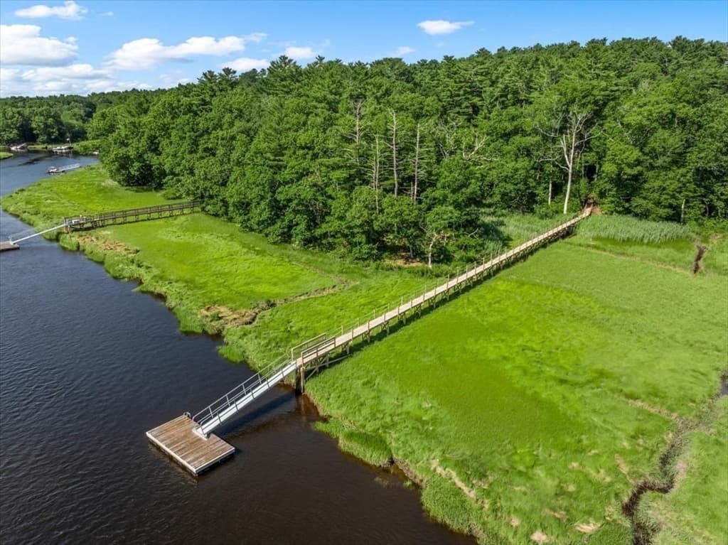 2 Blackthorne Lane, Norwell MA 02061 photo 4