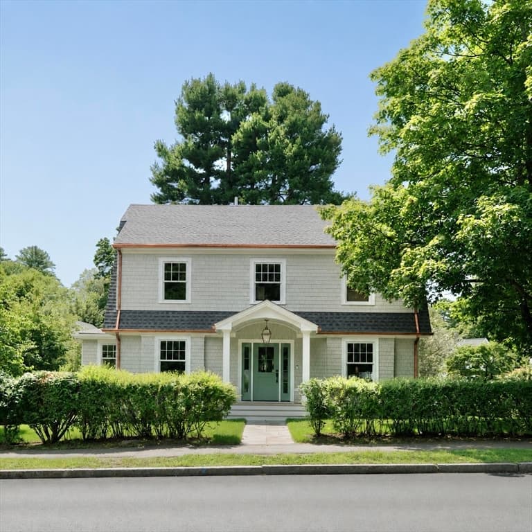 21 Wellesley Ave, Wellesley MA 02482