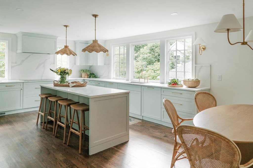21 Wellesley Ave, Wellesley MA 02482 photo 8