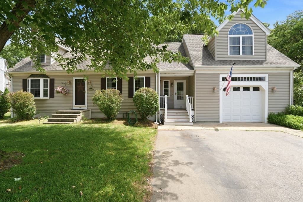 50 Trinity Cir, Attleboro MA 02703