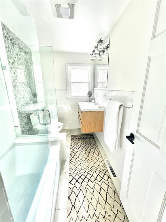 Single Family Residence at 147 Mill St, Westwood MA 02090, Westwood, photo 14 of 42