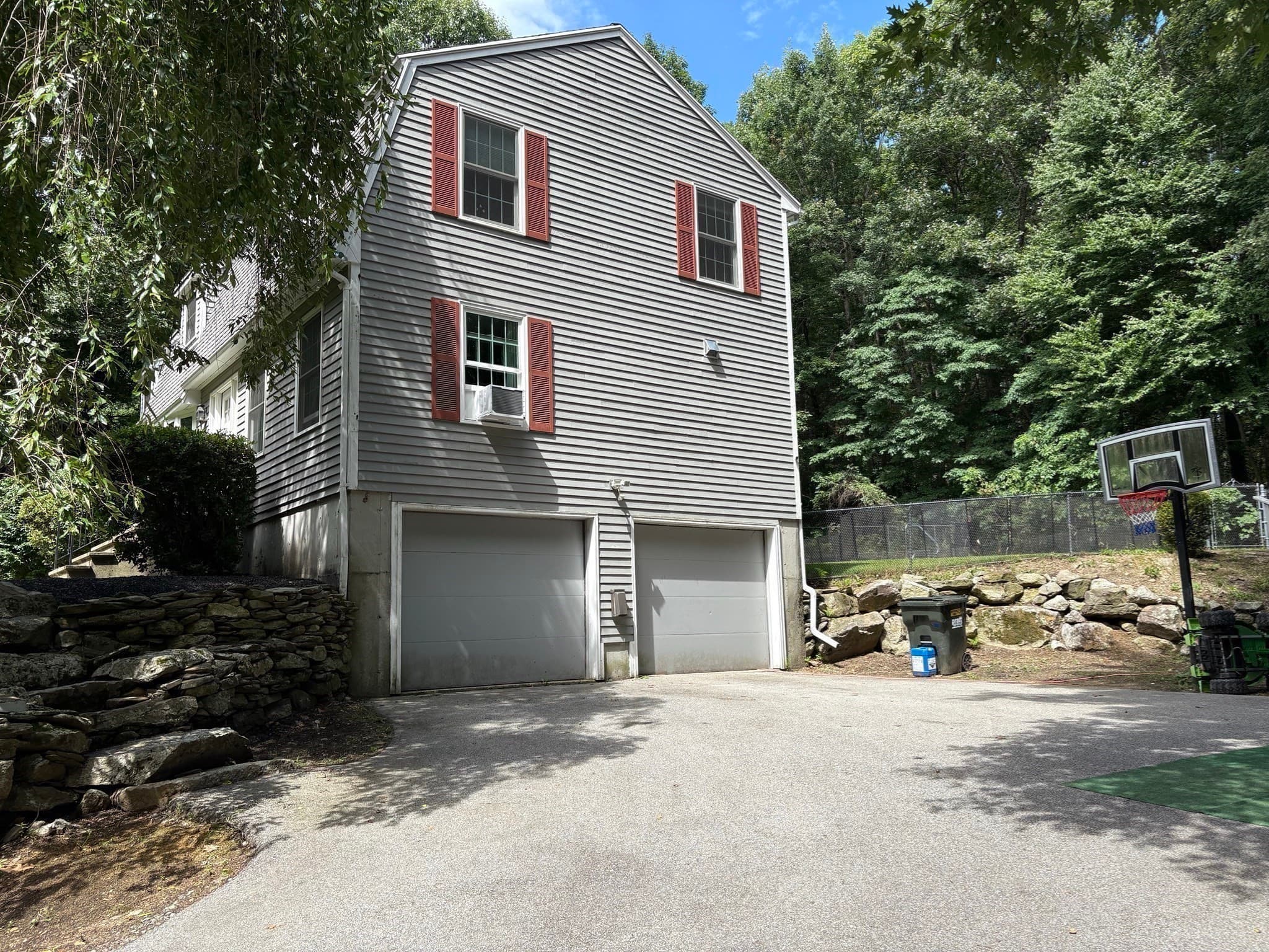 Single Family Residence at 19 E Applewood, Charlton MA 01507, Charlton, photo 5 of 42