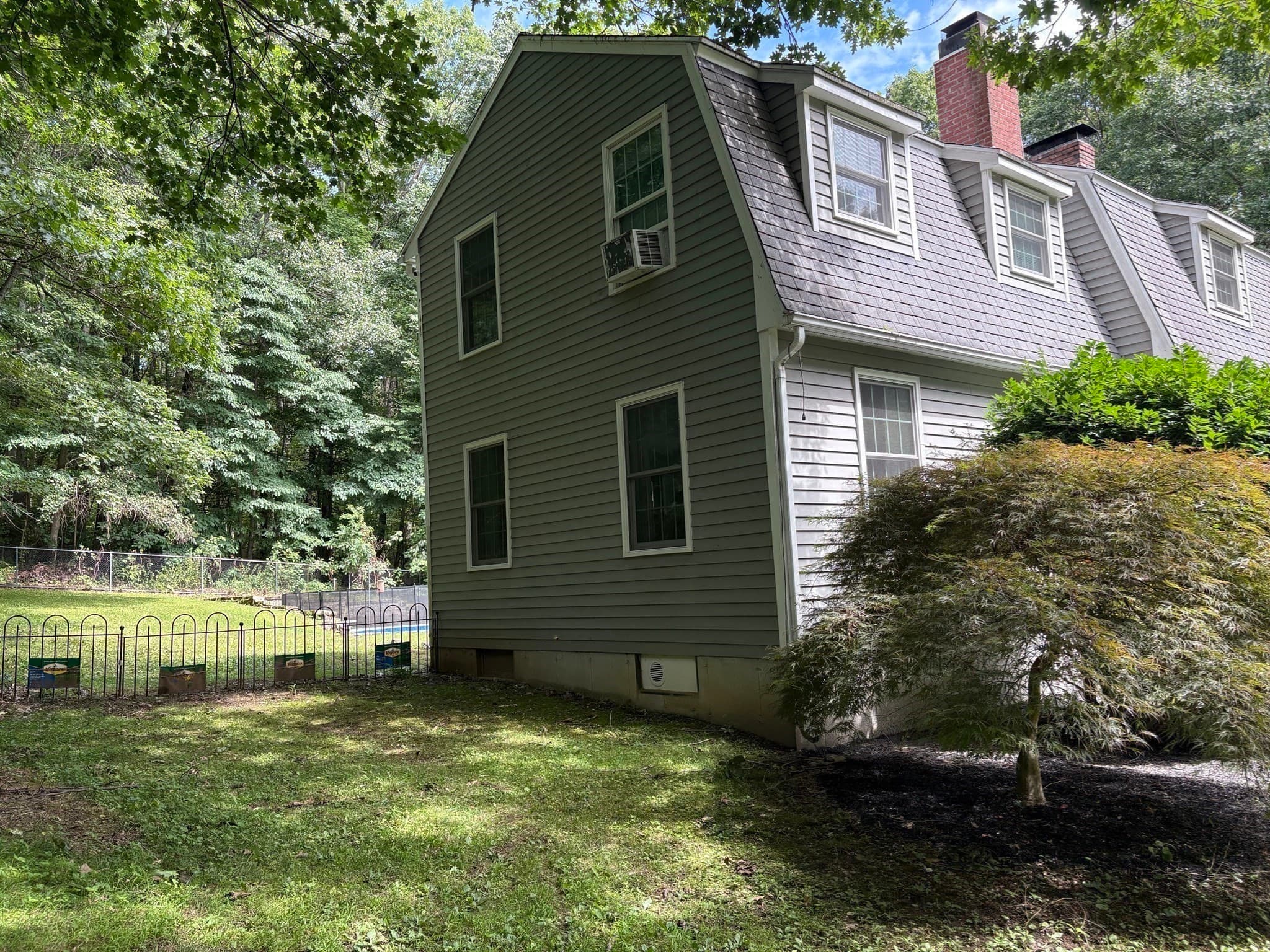 Single Family Residence at 19 E Applewood, Charlton MA 01507, Charlton, photo 4 of 42