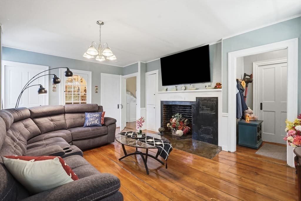 724-726 Main St, Agawam MA 01001 photo 7