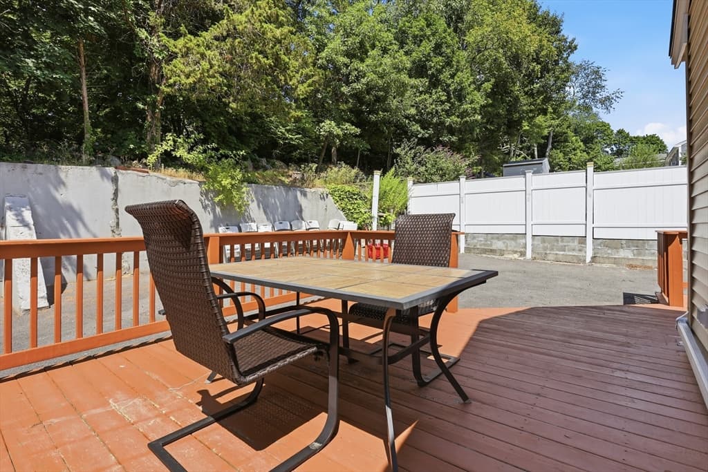 39 Sunflower Rd, Holbrook MA 02343 photo 25