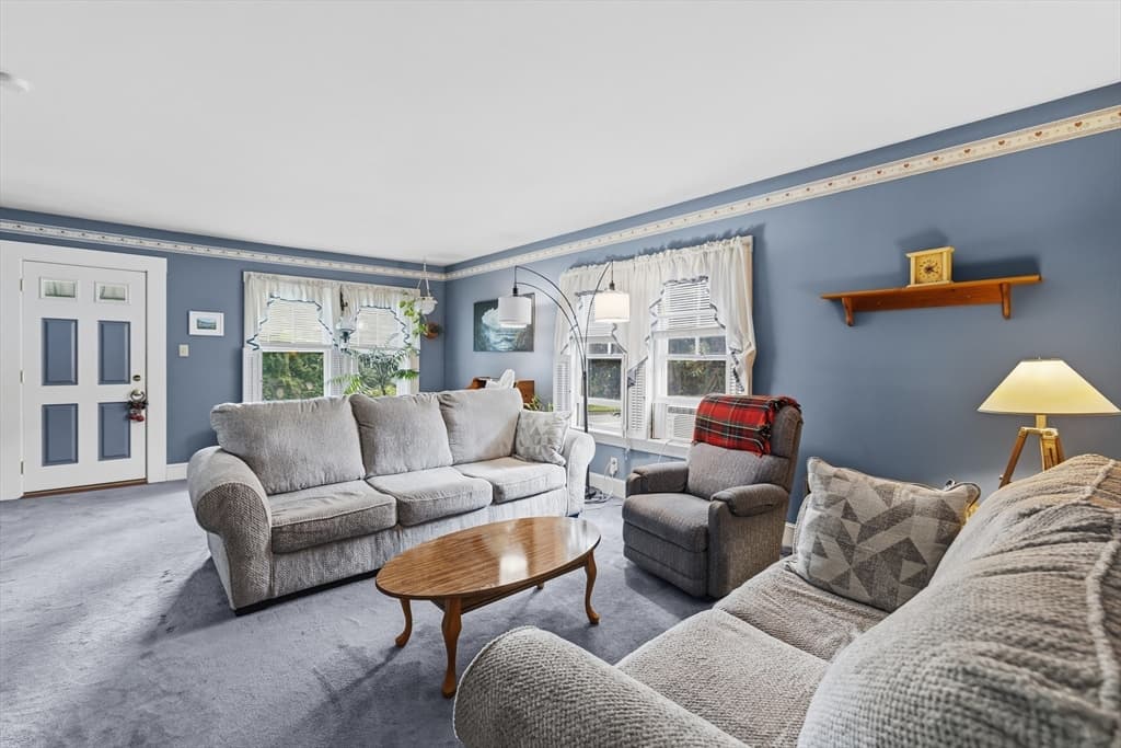56 Hathaway Rd, Dartmouth MA 02747 photo 3