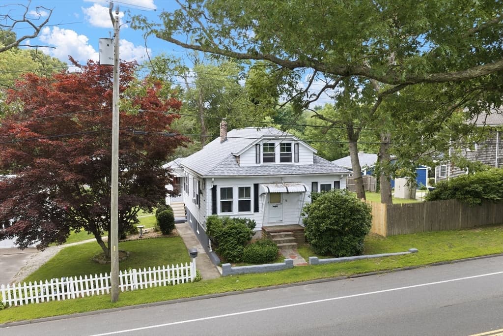 56 Hathaway Rd, Dartmouth MA 02747 photo 28