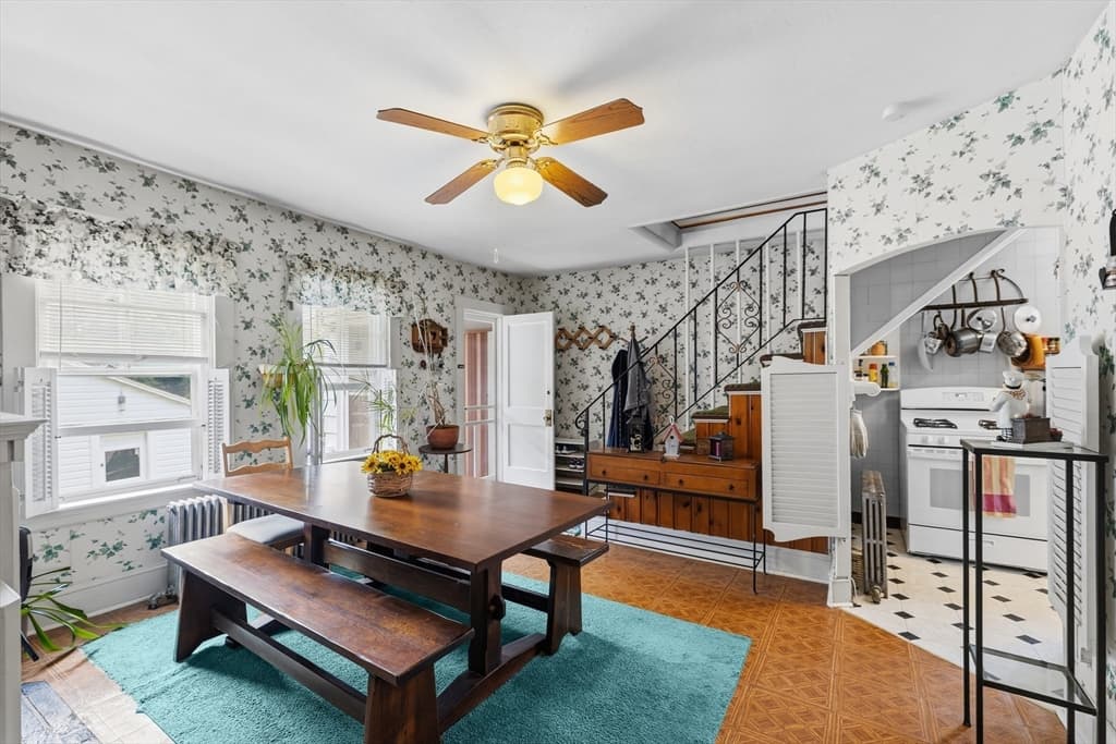 56 Hathaway Rd, Dartmouth MA 02747 photo 4