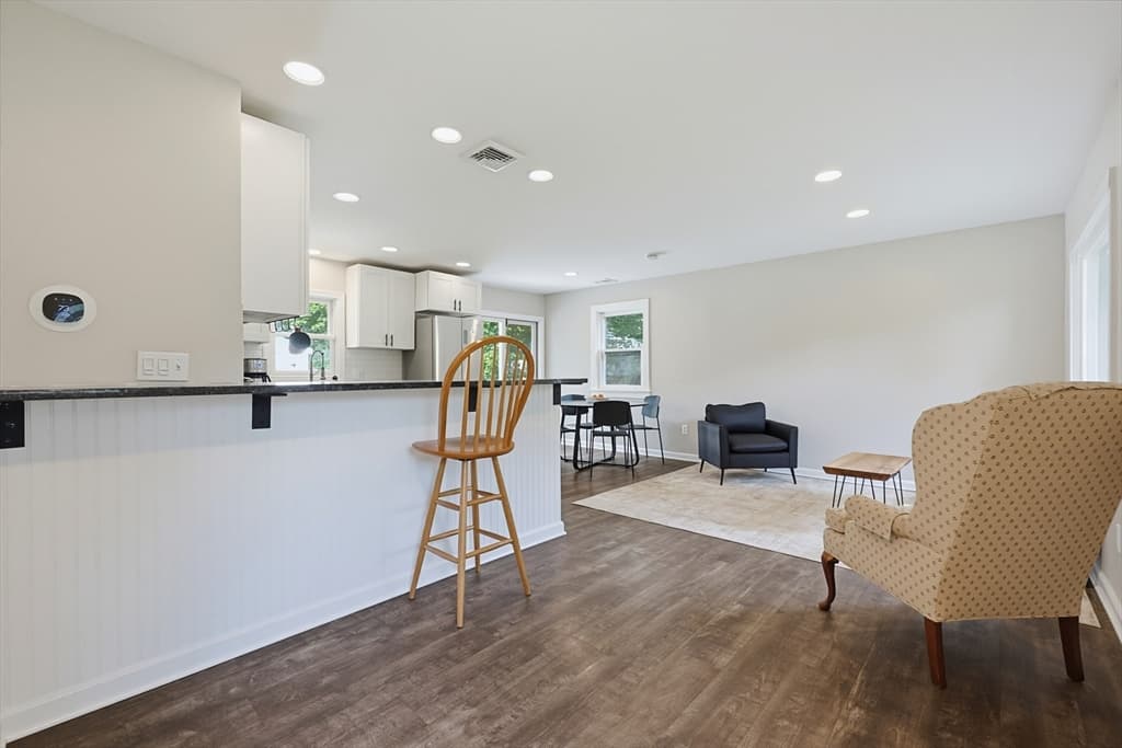 Single Family Residence at 333 Union Street, Millis MA 02054, Millis, photo 5 of 39