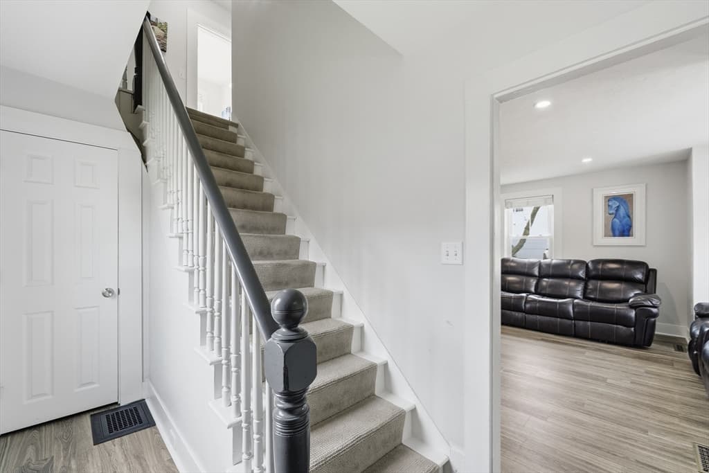 7 Cherry Street, Southborough MA 01745 photo 11