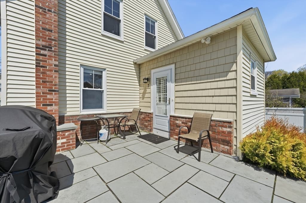 7 Cherry Street, Southborough MA 01745 photo 19