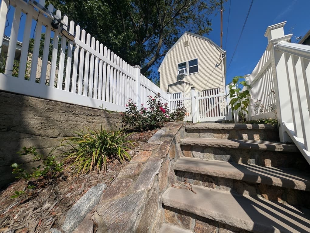 35 Francis St, Everett MA 02149 photo 20