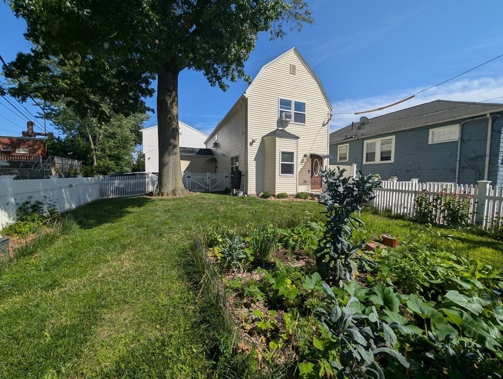 35 Francis St, Everett MA 02149 photo 18