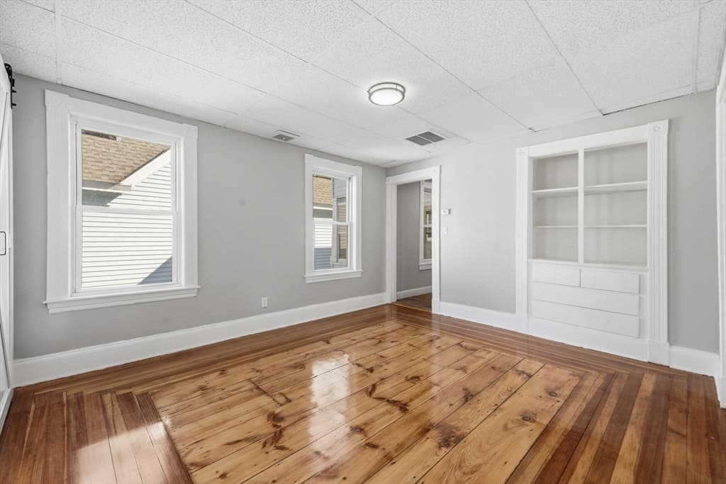 2 Family - 2 Units Up/Down at 220 University Ave, Lowell MA 01854, Lowell, photo 26 of 42