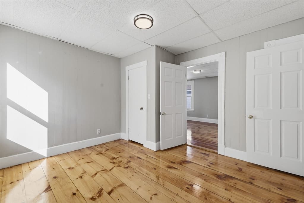 2 Family - 2 Units Up/Down at 220 University Ave, Lowell MA 01854, Lowell, photo 34 of 42