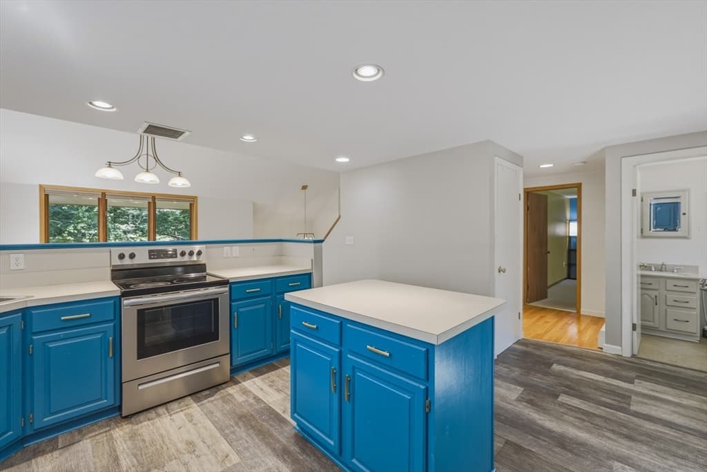 15 Ladyslipper Cir, Amherst MA 01002 photo 18