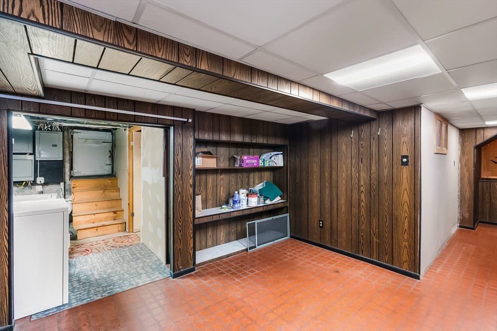 27 Peirce Ave, Everett MA 02149 photo 28