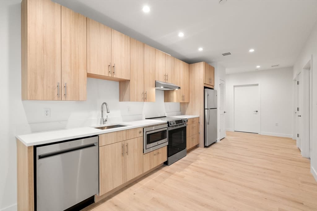 1151 Walnut # 301, Newton MA 02461 photo 16