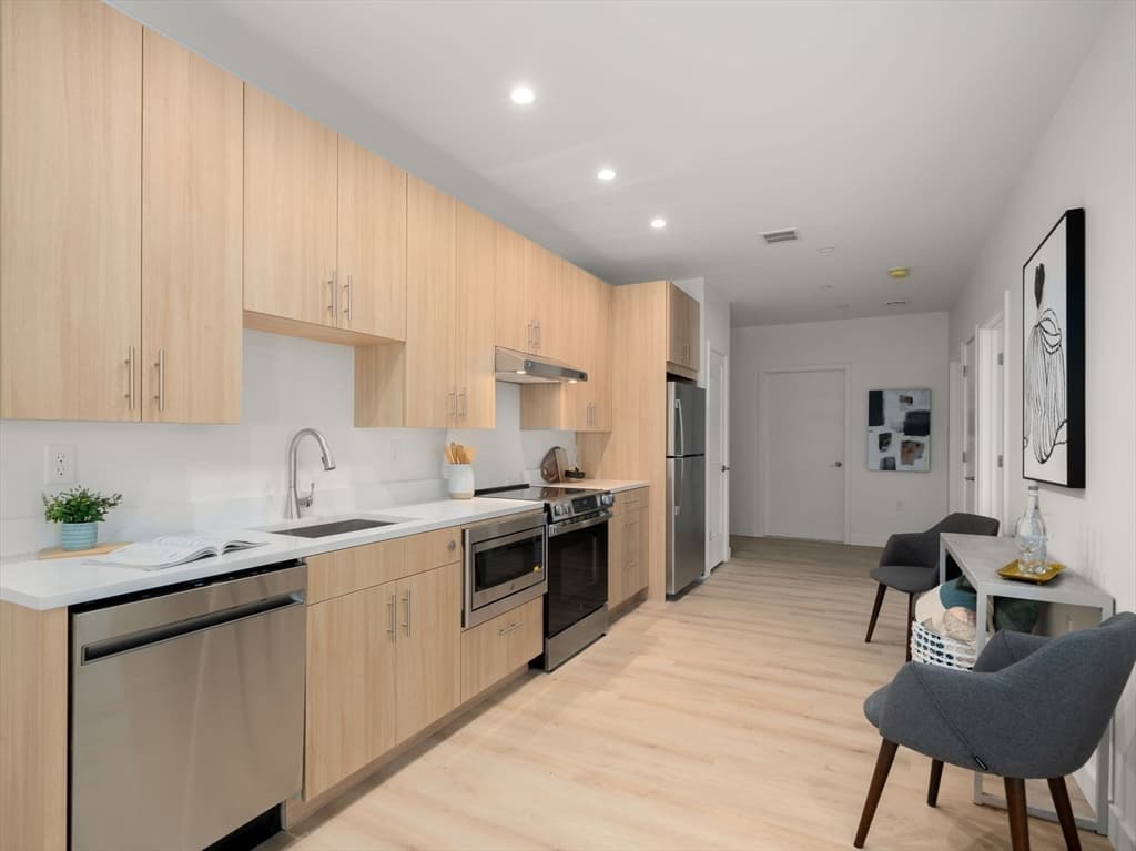 1151 Walnut # 301, Newton MA 02461 photo 9