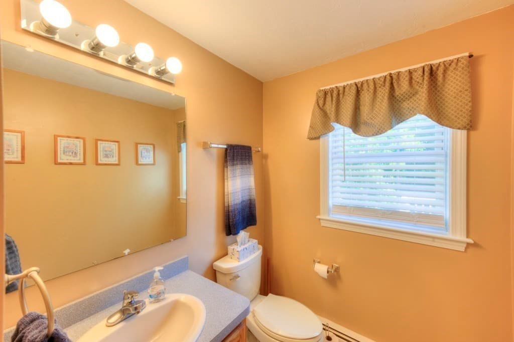 11 Hyland Ave, Leicester MA 01524 photo 10