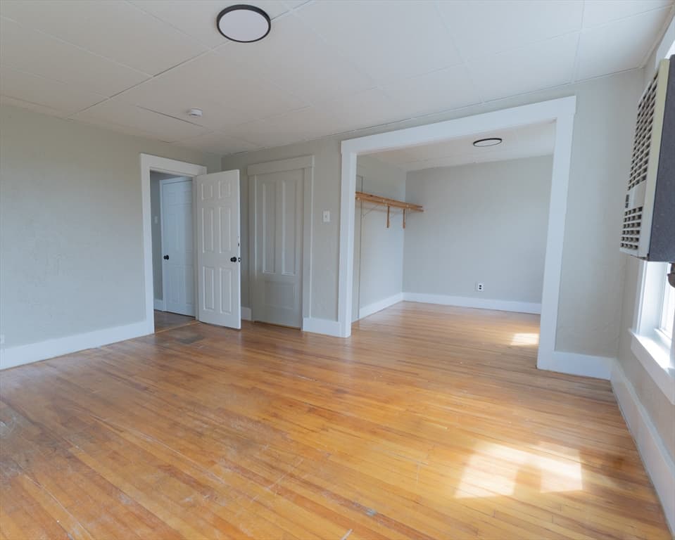 58 Laurel, Worcester MA 01605 photo 23