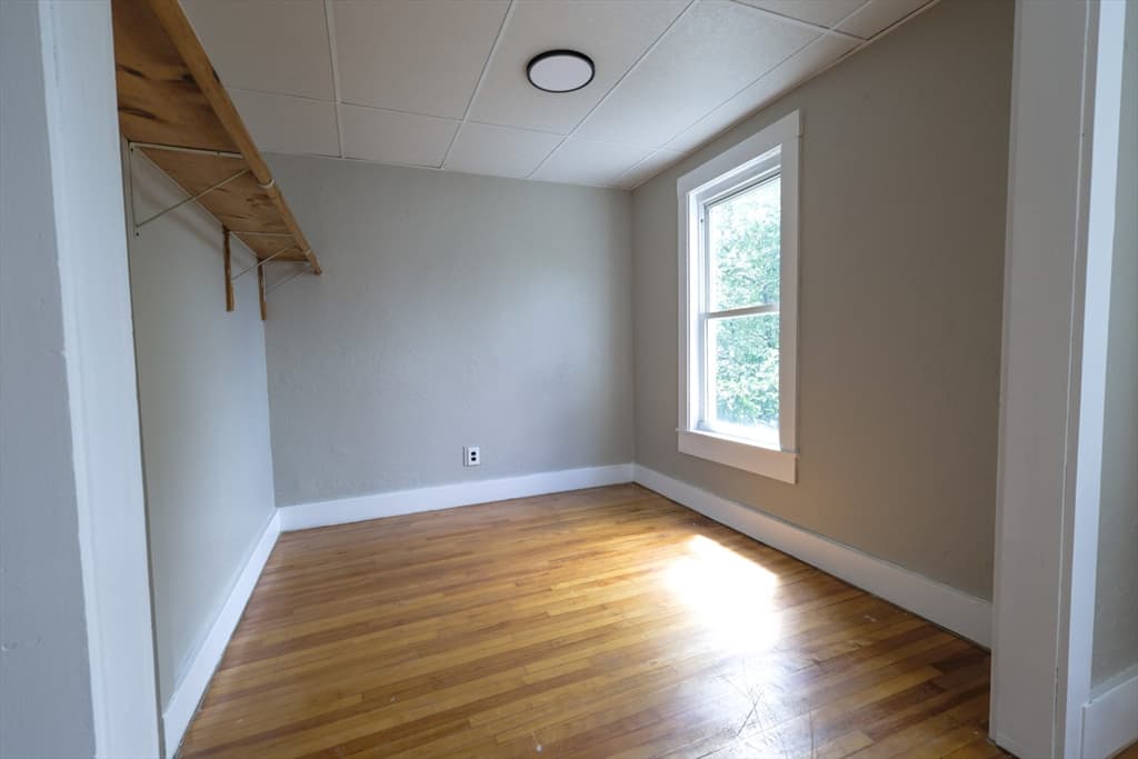 58 Laurel, Worcester MA 01605 photo 24