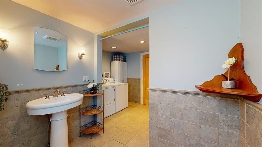 3 Fairview Ave, Natick MA 01760 photo 23