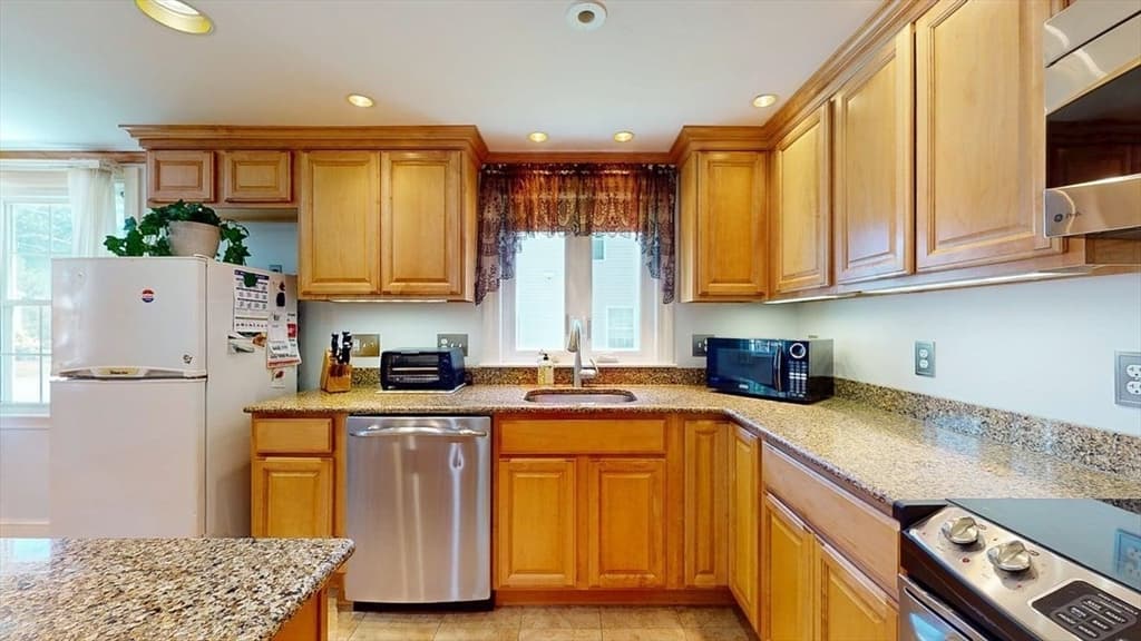 3 Fairview Ave, Natick MA 01760 photo 7