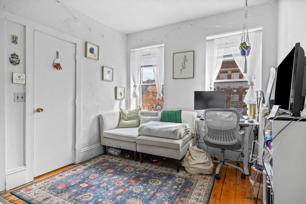 19 South Russell Street, Boston MA 02114 photo 13