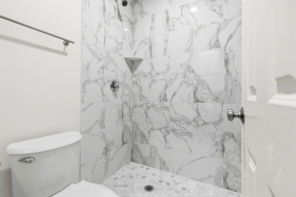 19 South Russell Street, Boston MA 02114 photo 3